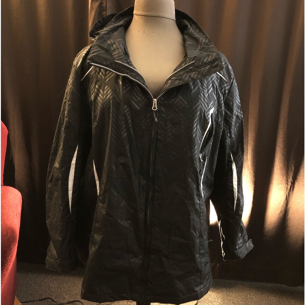 ZeroXposur 3X black coat